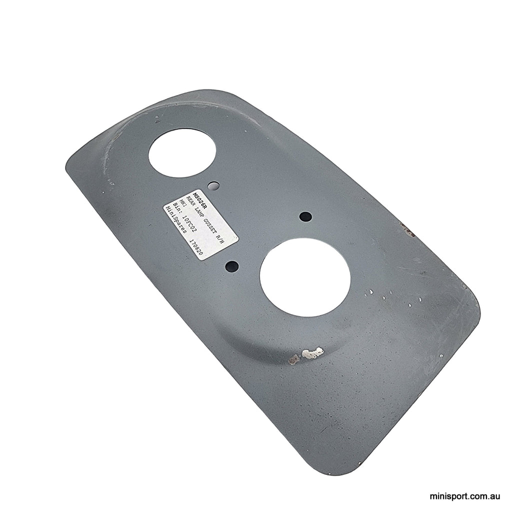 MINI REAR TAIL LAMP GUSSET- R/H – Minisport